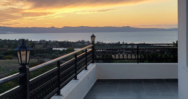 Four Bedroom House for rent with seaviews