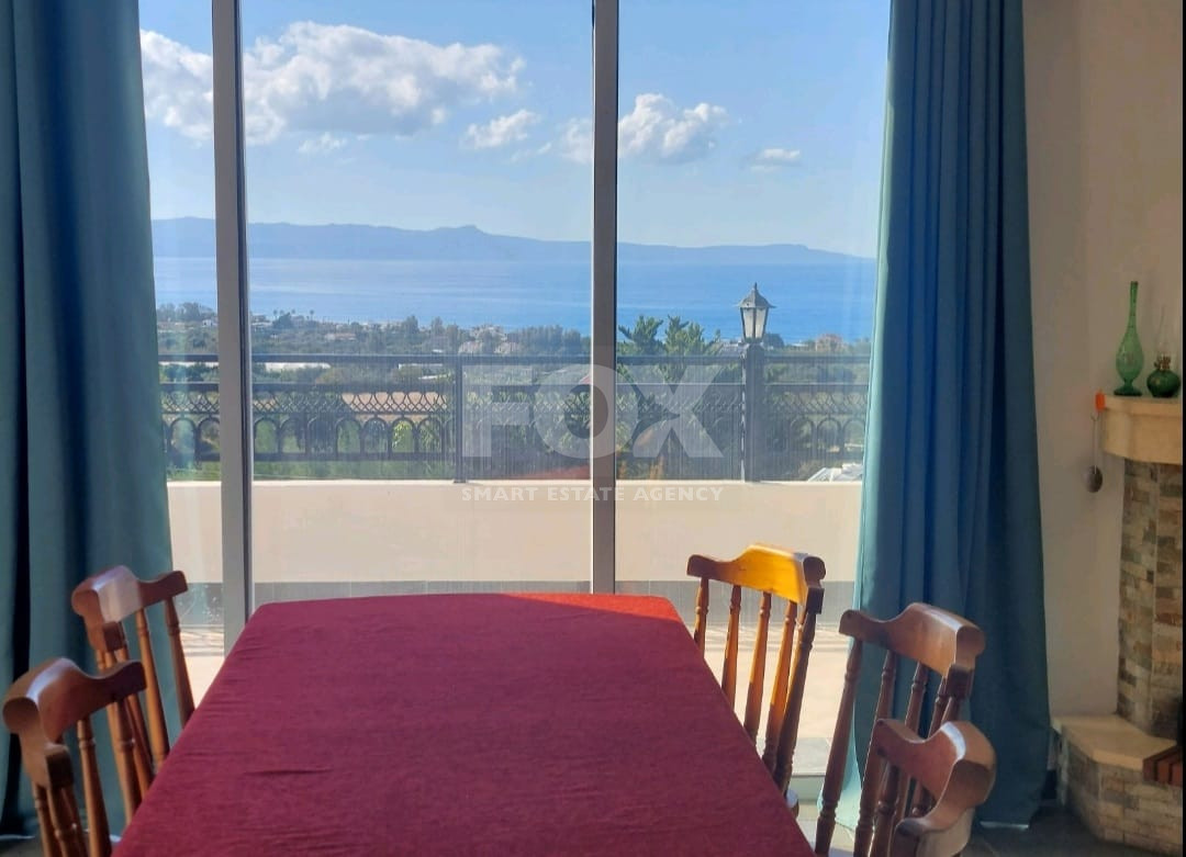 Four Bedroom House for rent with seaviews