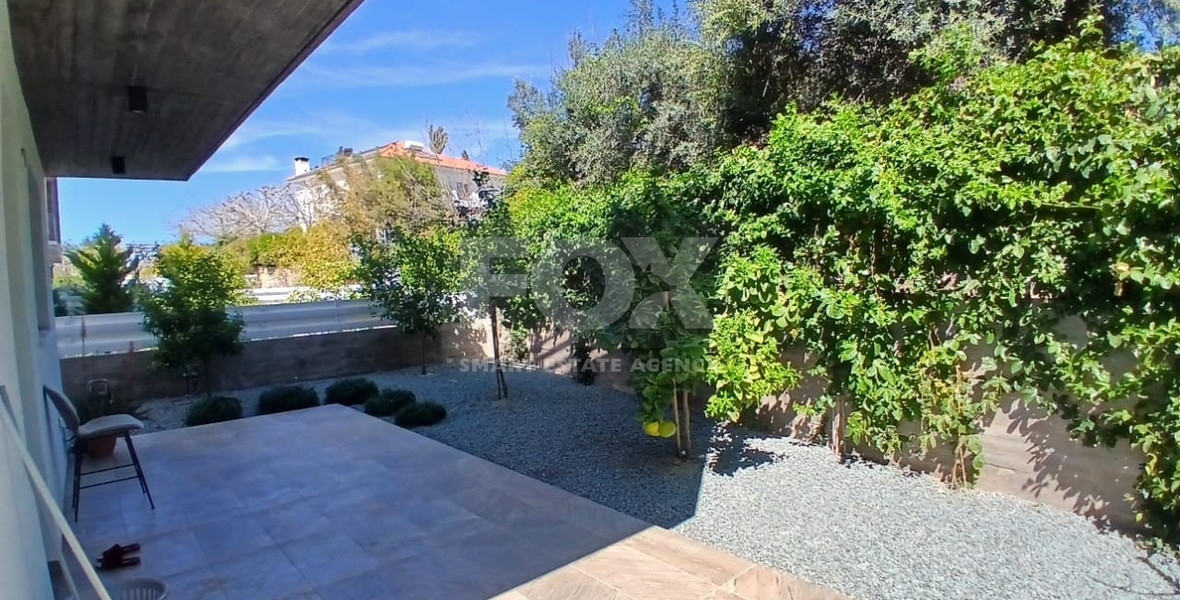 Spacious four Bedroom Home with Sea Views & Private Pool for Sale in Chlorakas