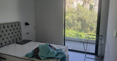 Spacious four Bedroom Home with Sea Views & Private Pool for Sale in Chlorakas