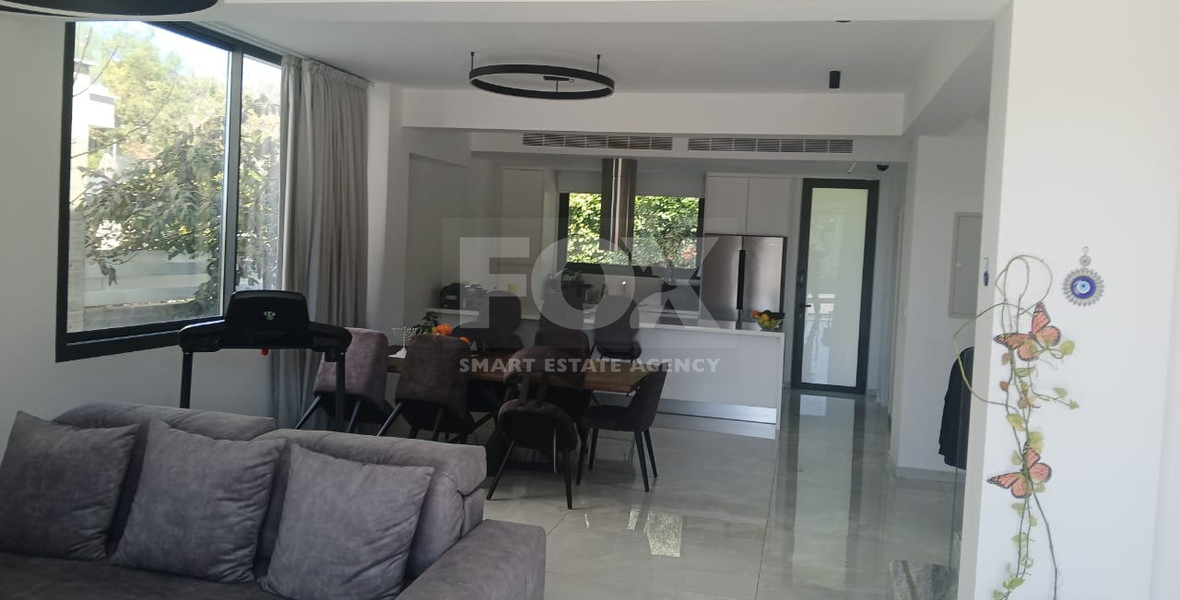 Spacious four Bedroom Home with Sea Views & Private Pool for Sale in Chlorakas