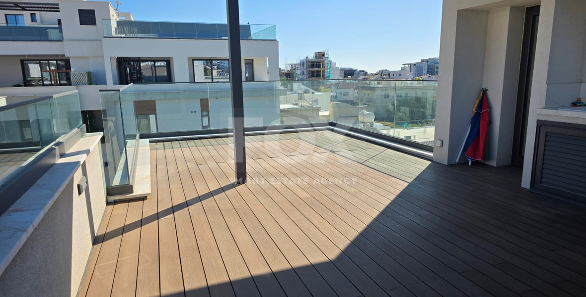 Luxury Three -Level Villa for Rent – Walking Distance to the Beach in Potamos Germasogeias