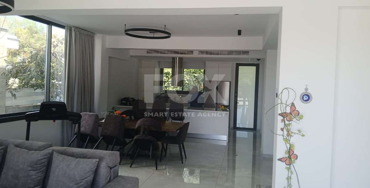 Spacious four Bedroom Home with Sea Views & Private Pool for rent in Chlorakas