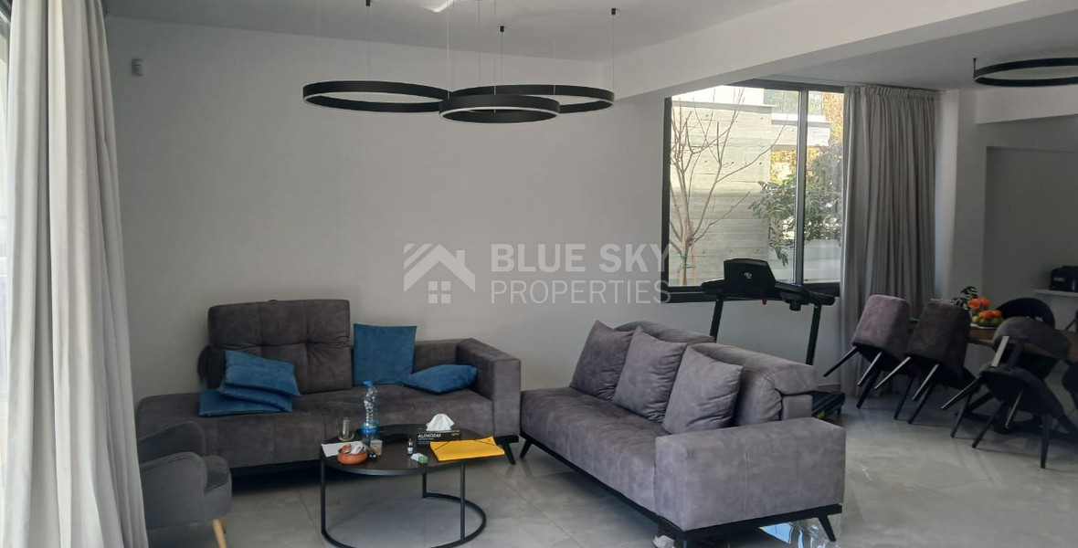 Spacious four Bedroom Home with Sea Views & Private Pool for rent in Chlorakas