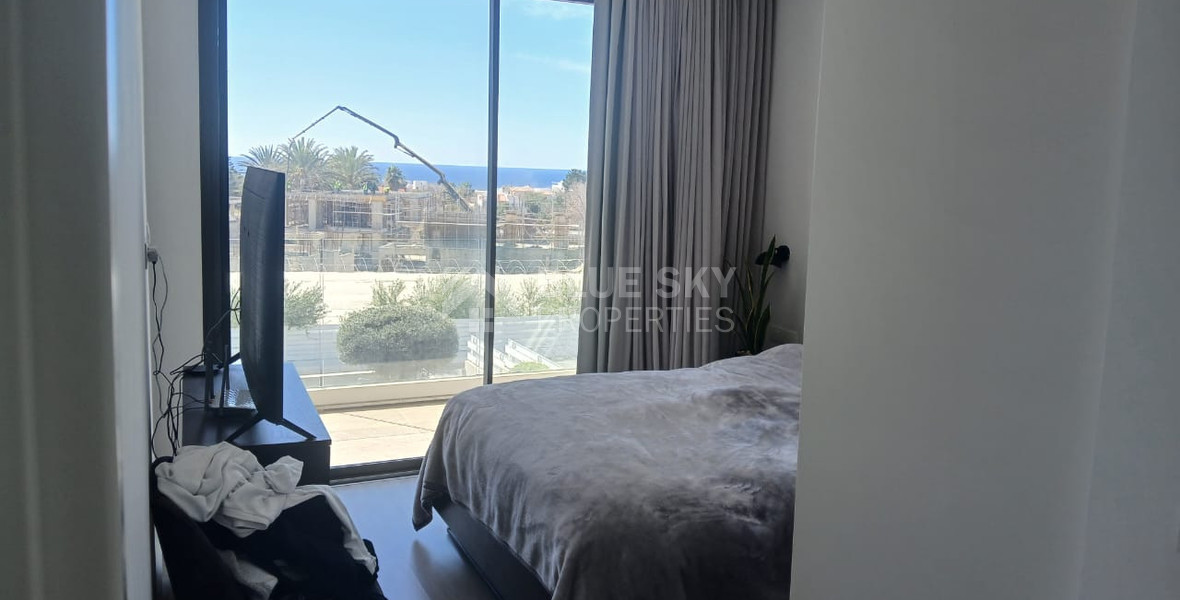 Spacious four Bedroom Home with Sea Views & Private Pool for rent in Chlorakas