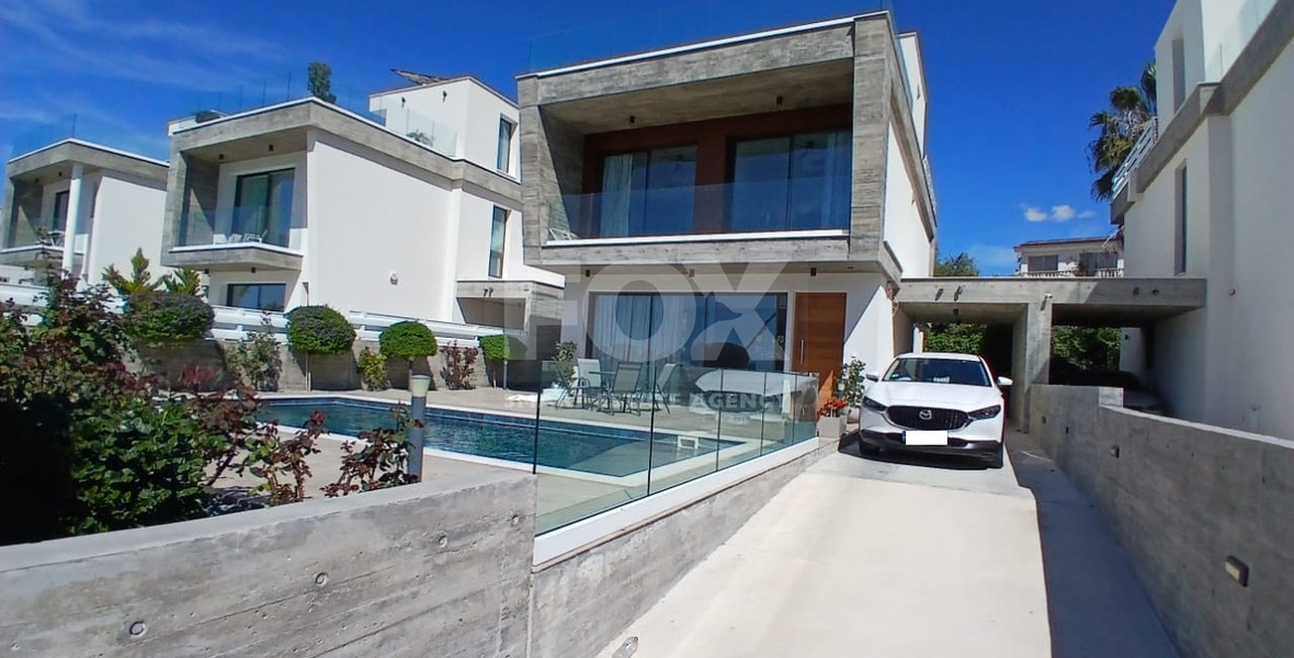 Spacious four Bedroom Home with Sea Views & Private Pool for rent in Chlorakas