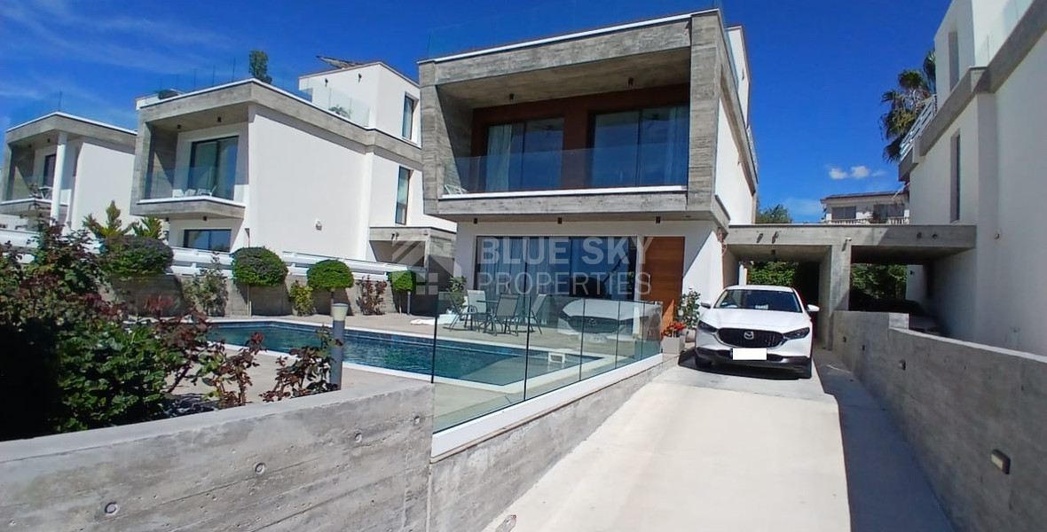 Spacious four Bedroom Home with Sea Views & Private Pool for rent in Chlorakas