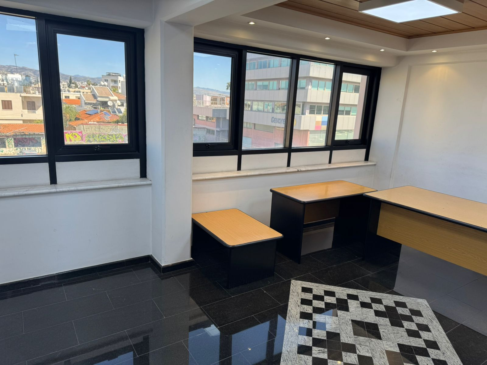 Office 250 m² in Limassol, Cyprus