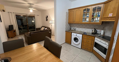 Fully Furnished Two Bedroom Apartment with Swimming Pool in Universal for rent