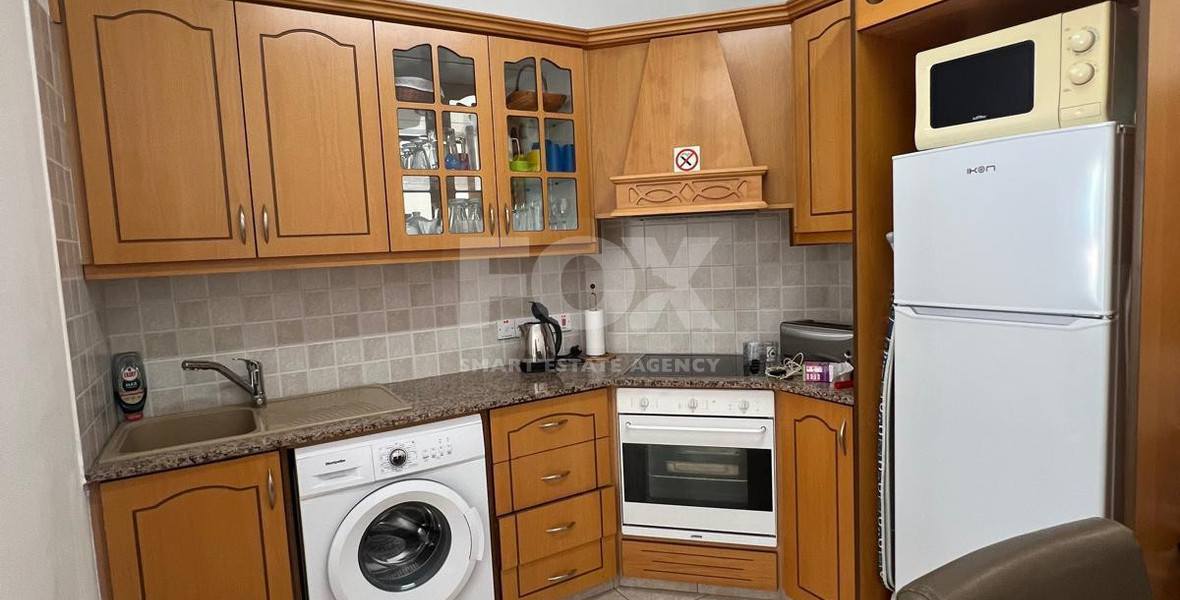 Fully Furnished Two Bedroom Apartment with Swimming Pool in Universal for rent