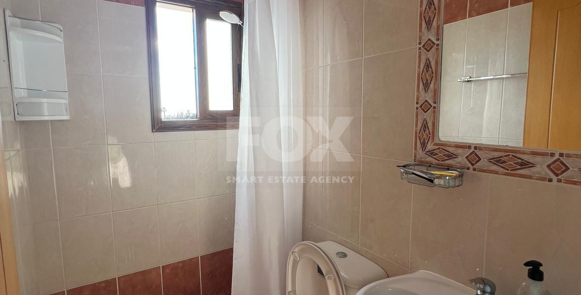 Fully Furnished Two Bedroom Apartment with Swimming Pool in Universal for rent