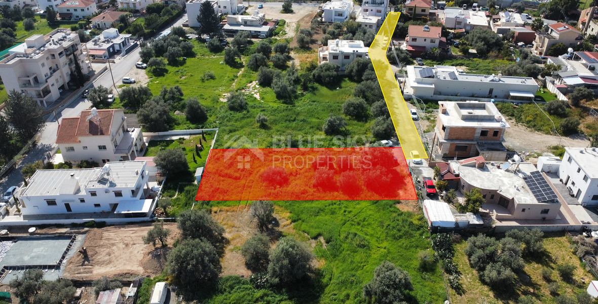 Residential Field for Sale in Ypsonas: with Right-Of-Way