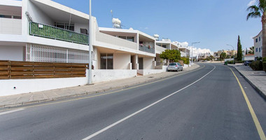 One Bedroom Ground Floor Apartment for Sale – Vacant, Open-Plan, Rental Potential , in Peyia