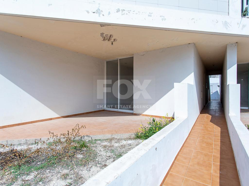One Bedroom Ground Floor Apartment for Sale – Vacant, Open-Plan, Rental Potential , in Peyia