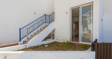 One Bedroom Ground Floor Apartment for Sale – Vacant, Open-Plan, Rental Potential , in Peyia