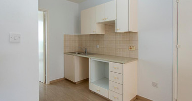 One Bedroom Ground Floor Apartment for Sale – Vacant, Open-Plan, Rental Potential , in Peyia