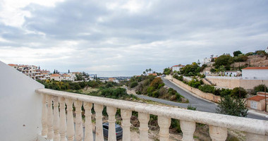 Three Bedroom Semidetached House for Sale in Pegeia, Paphos – Quiet Area, Great Amenities