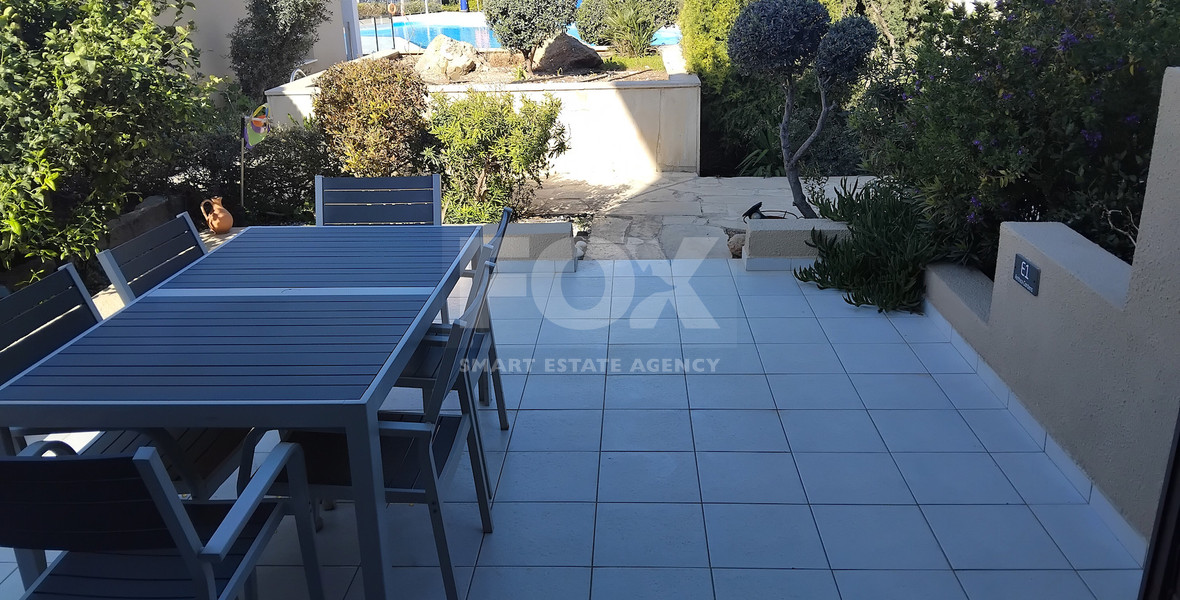 For Sale Tow Bedroom  Townhouse in complex   Geroskipou Area