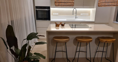 For Rent Modern Two-Bedroom Apartment with Panoramic Sea Views – Neapoli, Limassol