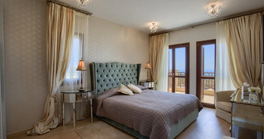 Luxury five Bedroom Mediterranean Sea View Villa with Infinity Pool and Jacuzzi, in Aphrodite HIlls for sale