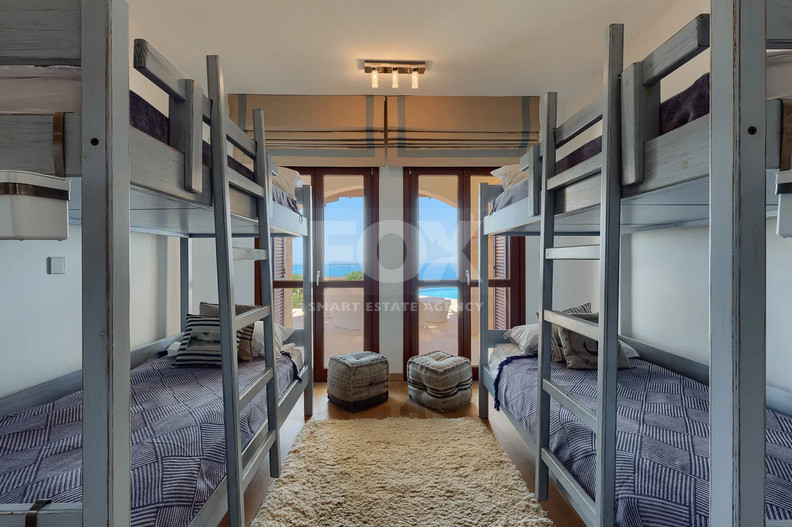 Luxury five Bedroom Mediterranean Sea View Villa with Infinity Pool and Jacuzzi, in Aphrodite HIlls for sale