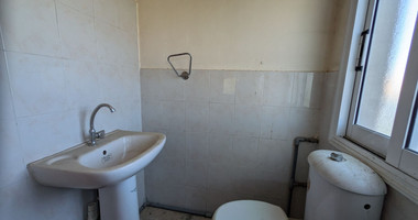 For Rent Spacious Ground Floor Warehouse in Agia Varvara Pafou