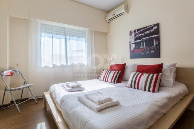 Three-Bedroom Apartment for Sale in Neapoli: Makariou Avenue, 300m from the Beach (6% ROI)