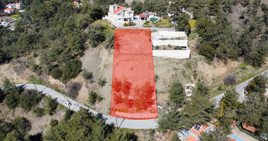 Prime Hillside Plot for Sale in Moniatis: 1,050 m² with Panoramic Views, Ideal for Luxury Villa