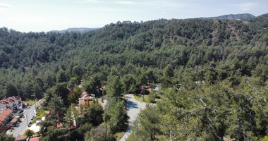 Prime Hillside Plot for Sale in Moniatis: 1,050 m² with Panoramic Views, Ideal for Luxury Villa