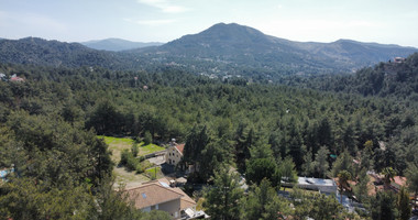 Prime Hillside Plot for Sale in Moniatis: 1,050 m² with Panoramic Views, Ideal for Luxury Villa