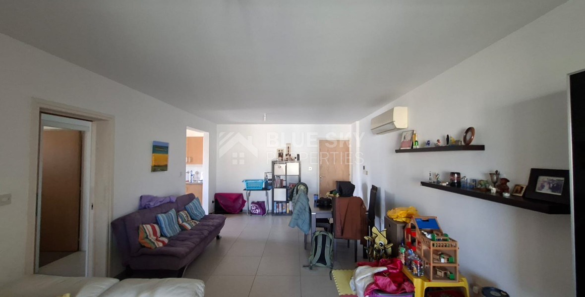 Office / Two bedroom Apartment for Rent in the center of Paphos
