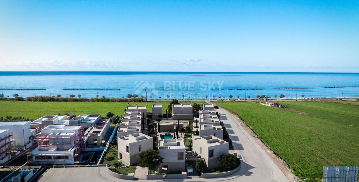 Exclusive Gated two bedroom semi detached Villas with Private swimming pool in Geroskipou , Paphos