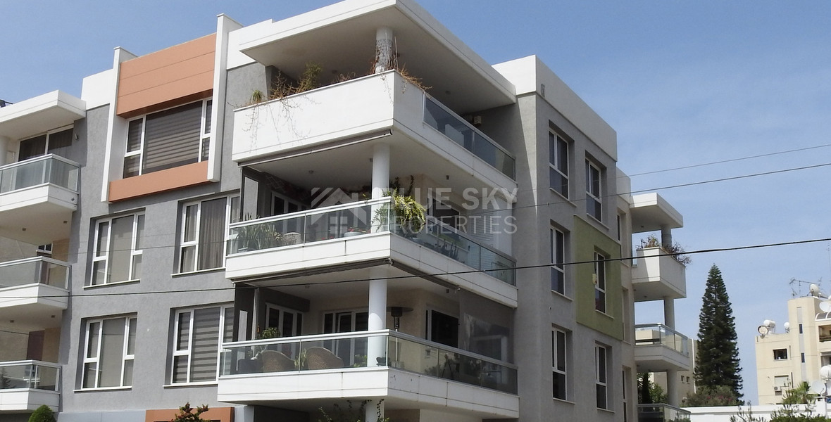 Beachfront 2-Bedroom Apartment for Rent – Limassol