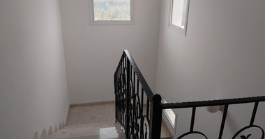 For Rent Fully Furnished three bedroom House with Pool in Sea Caves