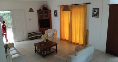 For Rent Fully Furnished three bedroom House with Pool in Sea Caves