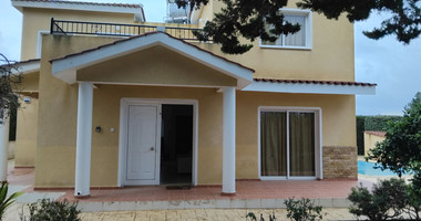 For Rent Fully Furnished three bedroom House with Pool in Sea Caves