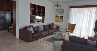 Detached Four Bedroom Villa with Private Pool in Tsada For Rent