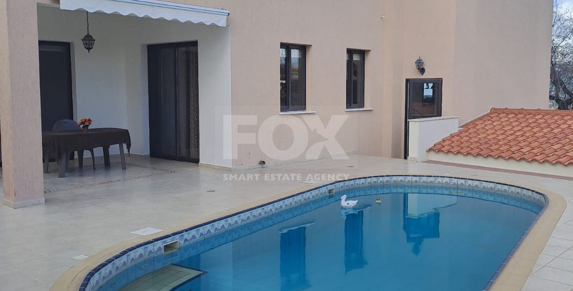 Detached Four Bedroom Villa with Private Pool in Tsada For Rent