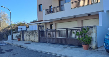 Detached Four Bedroom Villa with Private Pool in Tsada For Rent