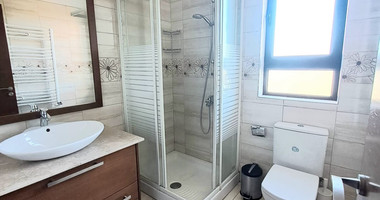 Detached Four Bedroom Villa with Private Pool in Tsada For Rent