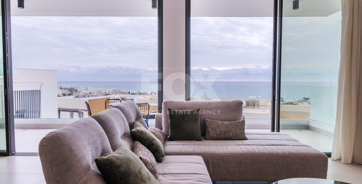 Resale three Bedroom Sea View Villas in Chloraka, Paphos – Completed & No VAT