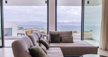 Resale three Bedroom Sea View Villas in Chloraka, Paphos – Completed & No VAT