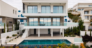 Resale three Bedroom Sea View Villas in Chloraka, Paphos – Completed & No VAT