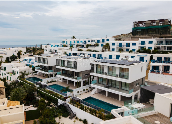 Resale three Bedroom Sea View Villas in Chloraka, Paphos – Completed & No VAT