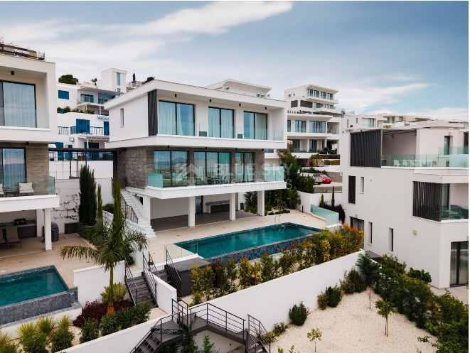 Resale three Bedroom Sea View Villas in Chloraka, Paphos – Completed & No VAT