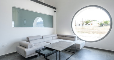 Modern Office for Rent – Prime Location in Paphos