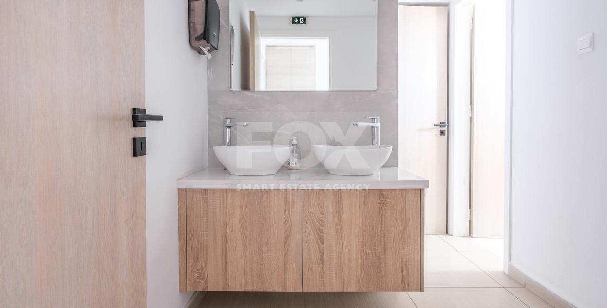 Modern Office for Rent – Prime Location in Paphos