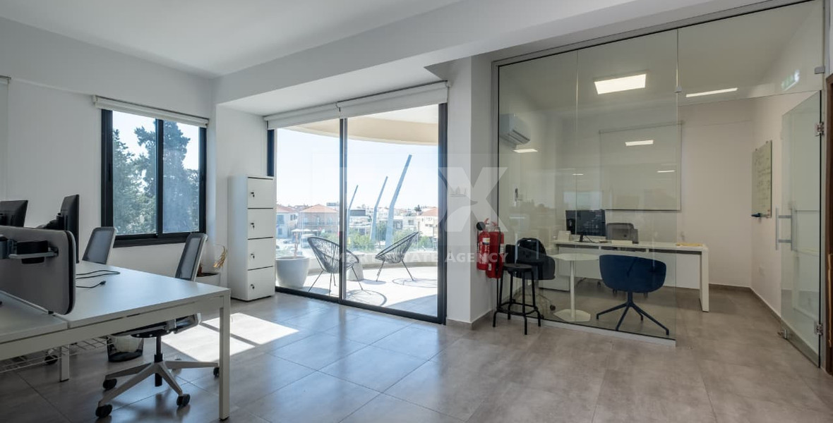 Modern Two-Floor Office for Rent – Central Paphos