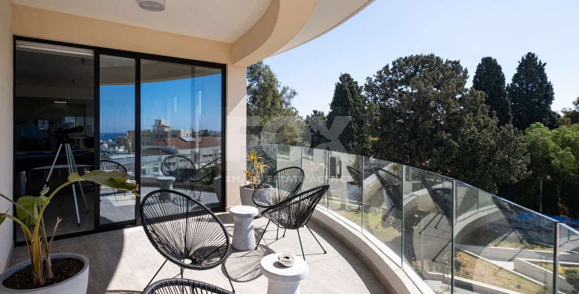 Modern Two-Floor Office for Rent – Central Paphos