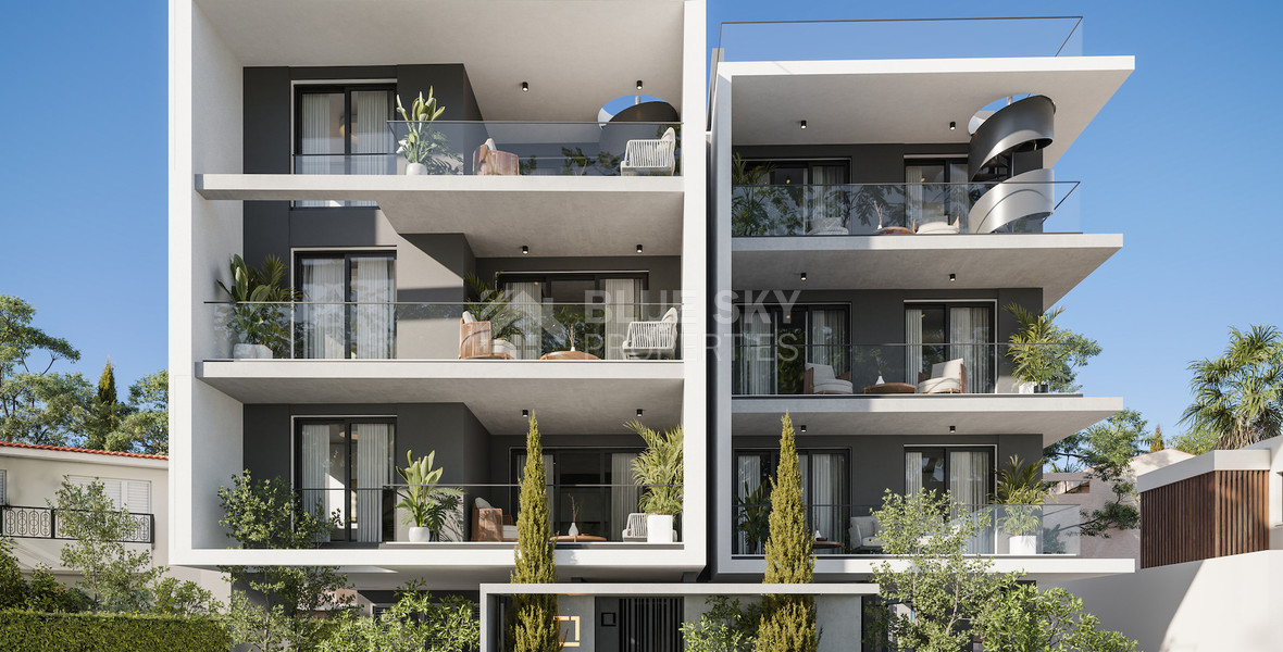 Stylish Top Floor 2-Bedroom Apartment with Private Roof Garden For Sale in Mesa Geitonia,  Limassol